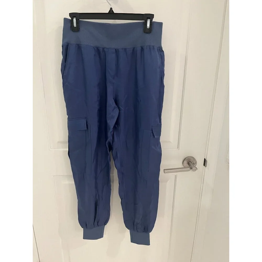 NWOT CINQ À SEPT Giles Cupro Crop Cargo Joggers Blue Thunderstorm Sz SMALL - Picture 4 of 12